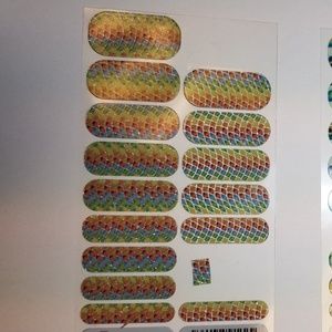 Jamberry Nail Wraps - Chameleonaire Partial